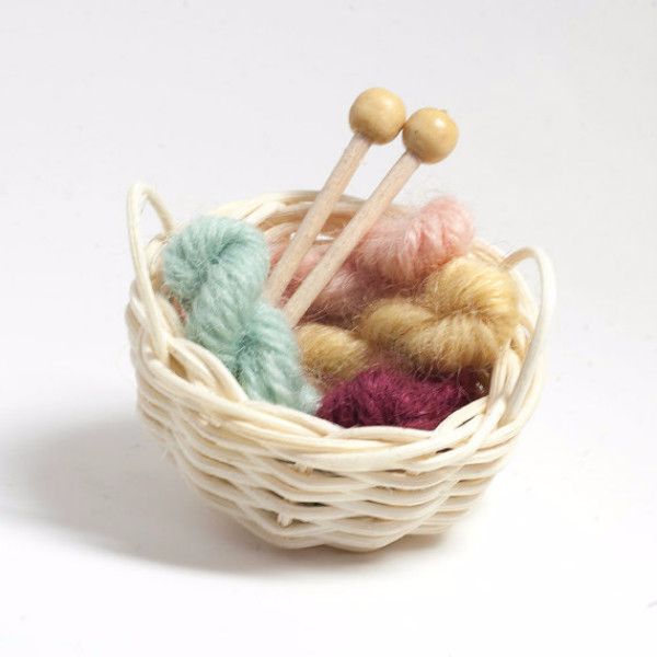 你以为飞蛾都是灰蒙蒙的吗？她用毛线再造灭绝飞蛾惊艳所有人！