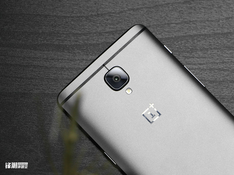 荣耀v9和一加3t哪个性能好,荣耀v9和一加3t哪个好玩