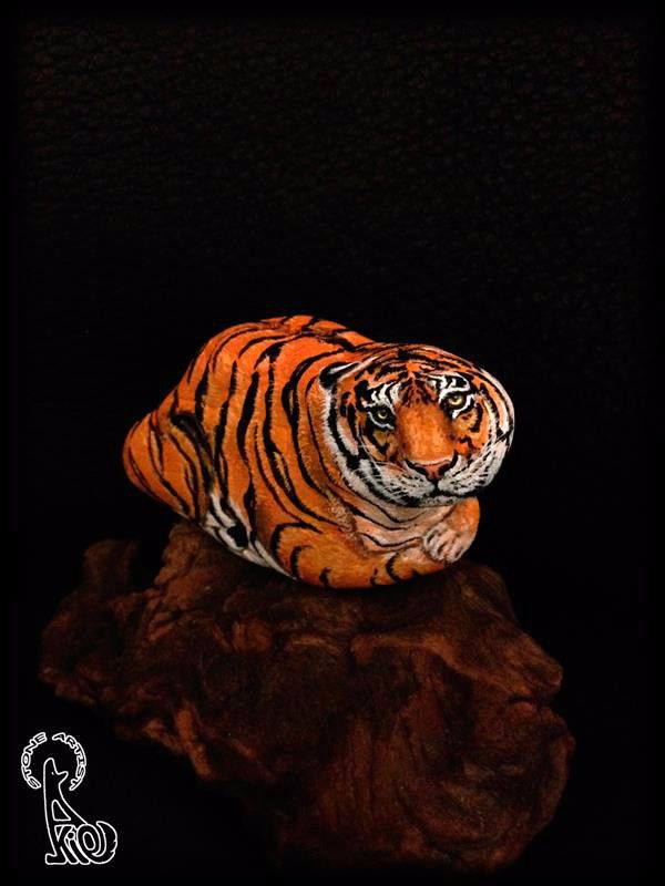 好可怕！他说画画的不是他，而是石头自己！