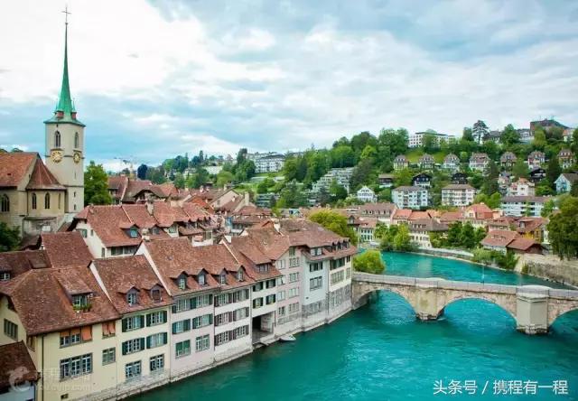 是什么样的国家,公共厕所里竟然只有一个拳头大的壶?