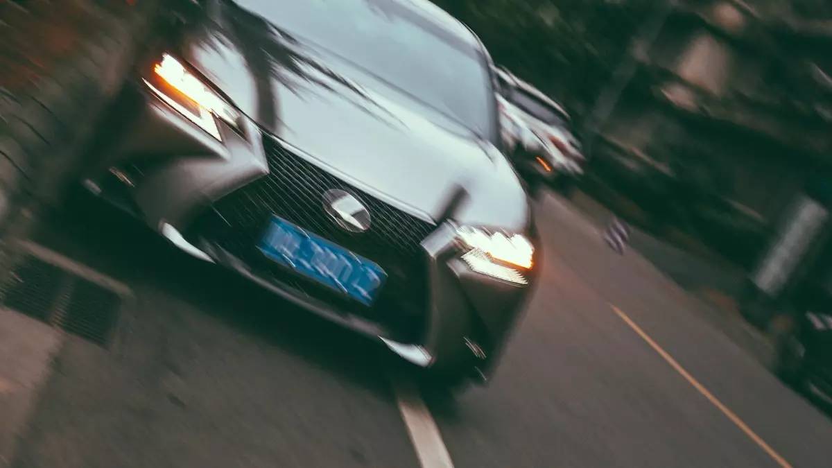 闆峰厠钀ㄦ柉gs300杞︿富,闆峰厠钀ㄦ柉gs430杞︿富閲囪