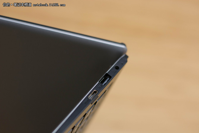 1899元翻转触控+4G内存+7小时续航：海尔简爱S11评测