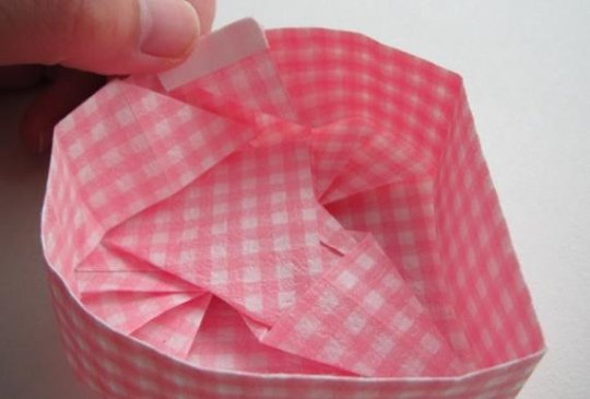 组合心形礼品盒折纸图解教程,心形折纸收纳盒教程简单