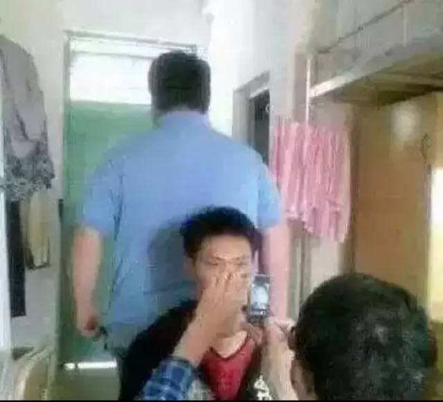 三星手机如何拍一寸证件照电子版,如何自己用手机拍出好看的证件照