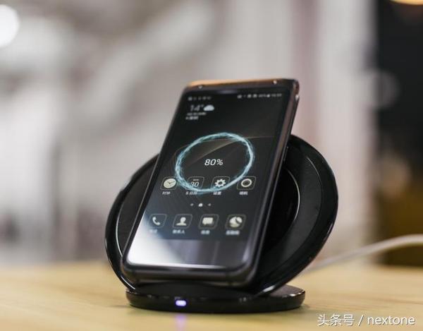 三星w2017还值得入手吗,为什么好多人喜欢三星