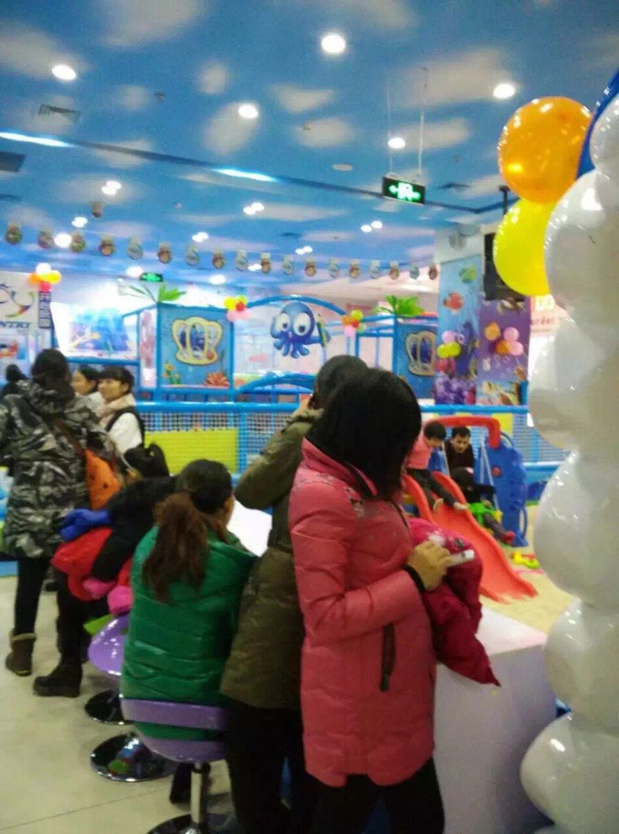 室内儿童乐园怎样报价,室内儿童乐园设施设备批发价