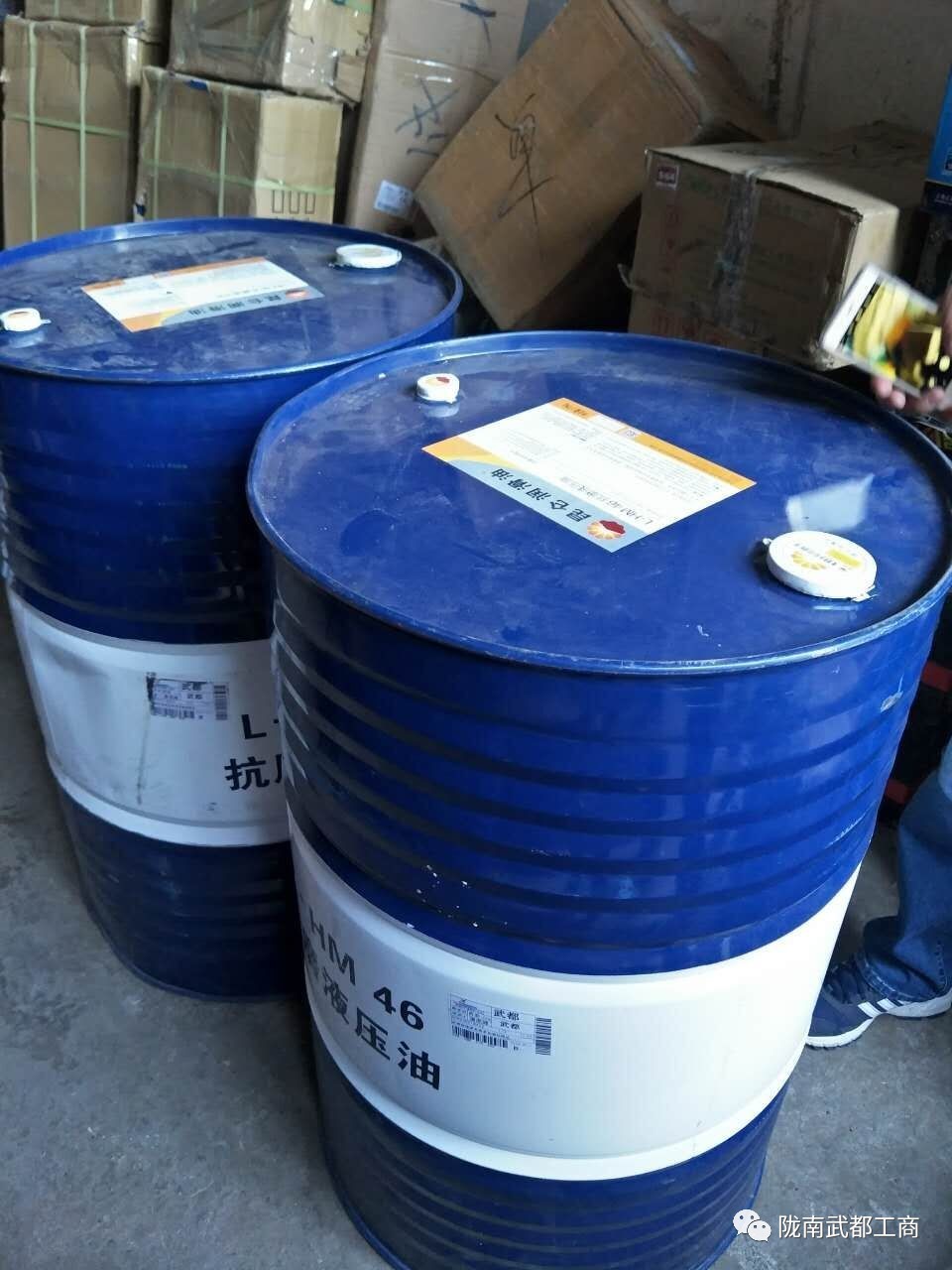 青海警方破获特大制售假冒品牌,工商局查获的假冒商品