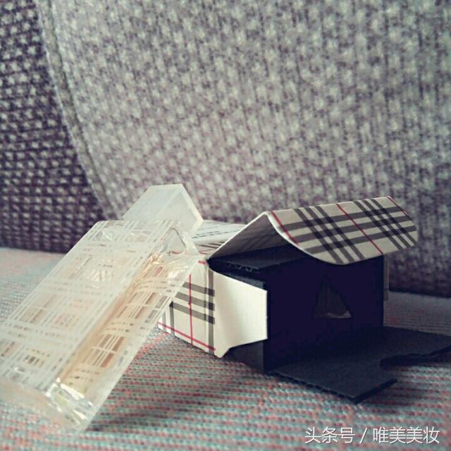 巴宝莉英伦风格女士香水怎么样,巴宝莉老伦敦香水留香时间不长