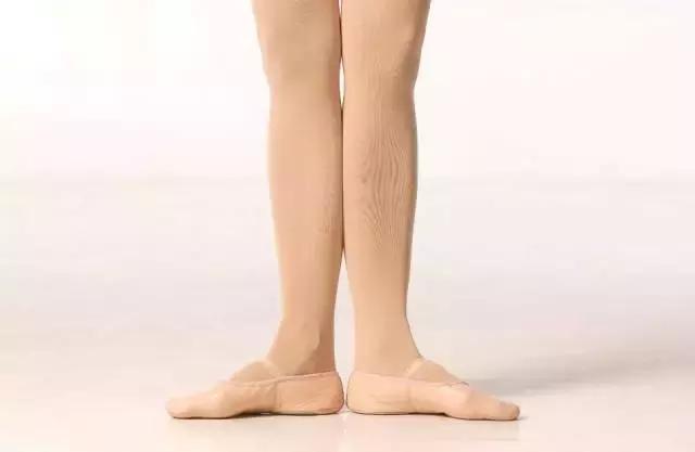 八字脚跑步对身体有什么影响,跑步怎么纠正外八字脚