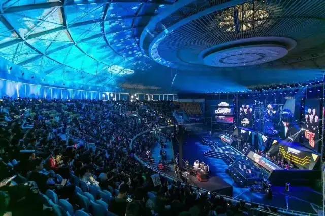 逆战NSLS2总决赛现场座无虚席，堪比演唱会