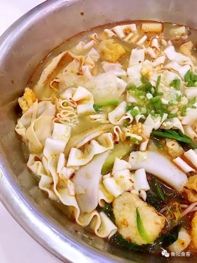 南华好吃又便宜的馆子,南华市场美食排行榜