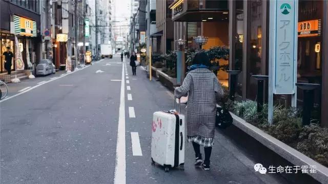 拉面 · 自动贩售机 · 雪｜云之彼岸的日本欢脱之旅