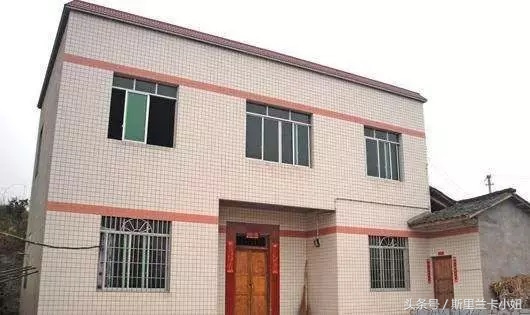 富二代、终身未婚、同性恋……这位混血锡兰人是“斯里兰卡之光”