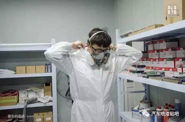 阿斯顿马丁suv改色膜案例,阿斯顿马丁贴膜改色品牌排行榜