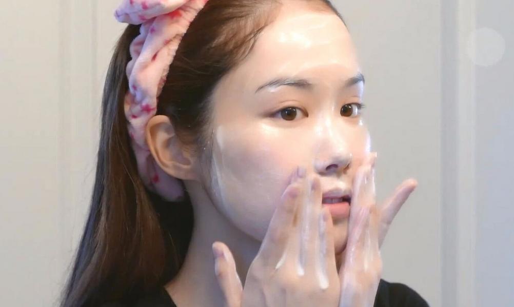 护肤品涂越多越好吗,护肤品一般涂几层最好