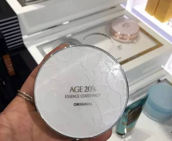 爱敬20s粉底液测评,爱敬age20s气垫粉底
