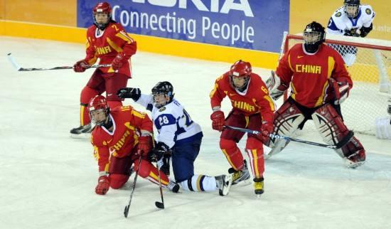 韩国人被揍名场面,韩国人掰手腕被ko