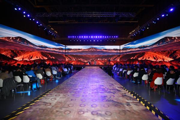 壳牌超凡喜力高效动力和城市光影,壳牌超凡喜力新高效动力欧系