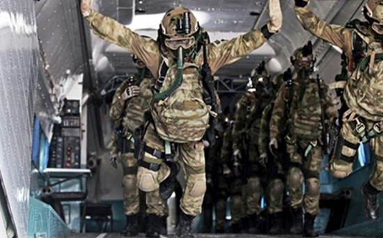 伞兵着陆后是如何处理降落伞？直接扔掉还是继续循环使用？