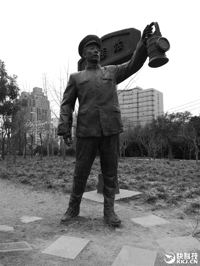 荣耀手机升级8.0测评,荣耀手机关于使用流畅度测试