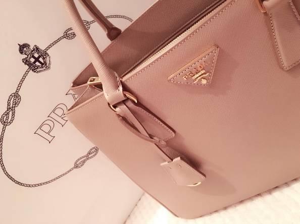 代购奢侈品包包海外购套路,国外的奢侈品包真的比国内便宜吗