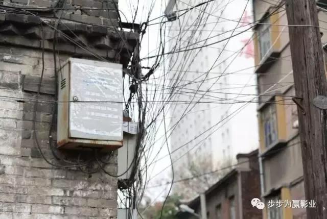 请问，走一趟迈阿密国际电影节红毯一共需要多少步？