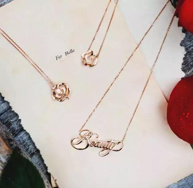 买不起大牌可以穿的衣服,买不起系列礼服