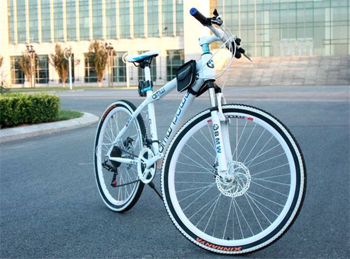 中国年轻人更喜欢国货,年轻人爱开宝马