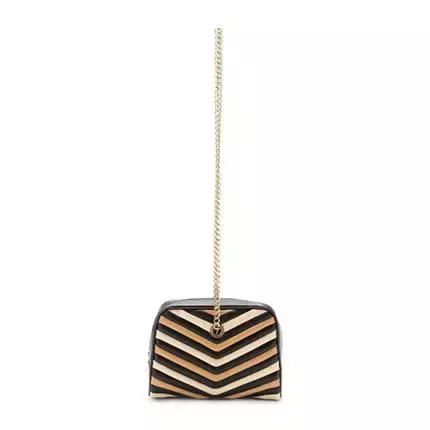 这个春天要被几件外套承包了,早春包包小众品牌