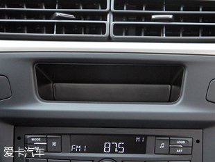 标致3012016款1.6l自动尊崇版,中期改款大变样