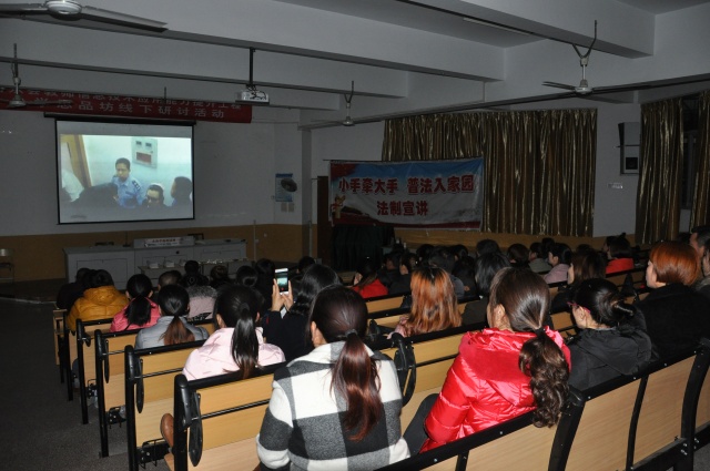 开讲啦书记讲堂视频,党课开讲啦村支部书记讲党课