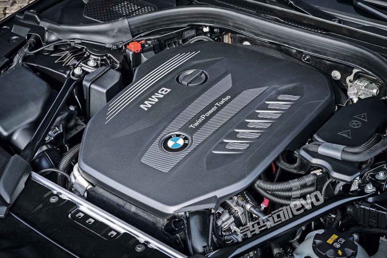 宝马5系混动版试驾视频最新,evo试驾第一视角