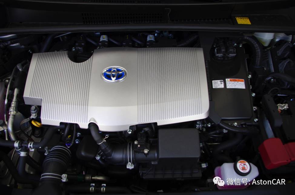 深度试驾丨高手林立，热效率40%的*四代第**普锐斯如何反击