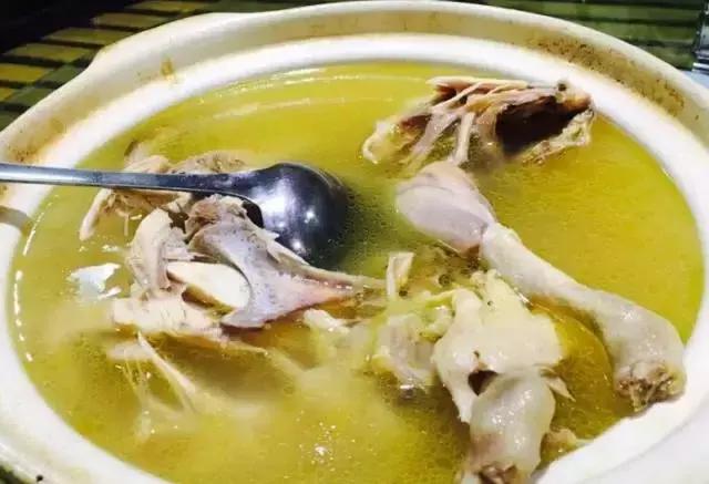 直男们别再回复多喝热水,直男别再傻傻叫女朋友多喝热水了