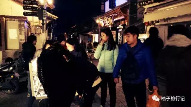 干货：大理人民路被整顿后，说说今天的地摊街和背包客