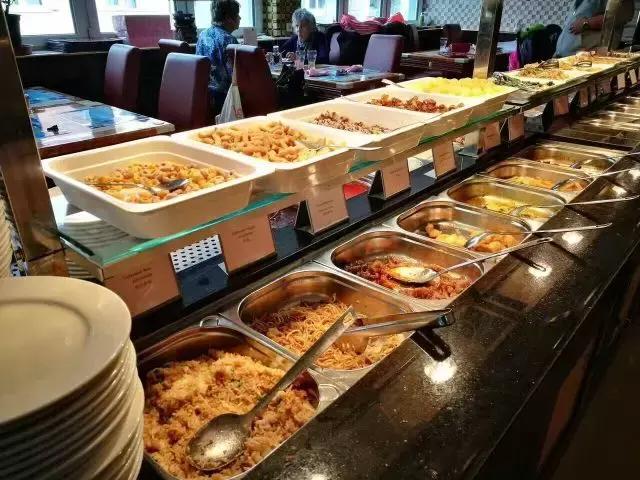 堪称瑞士旅游达人的钟表编辑们分享巴展期间“吃喝玩住”全攻略！