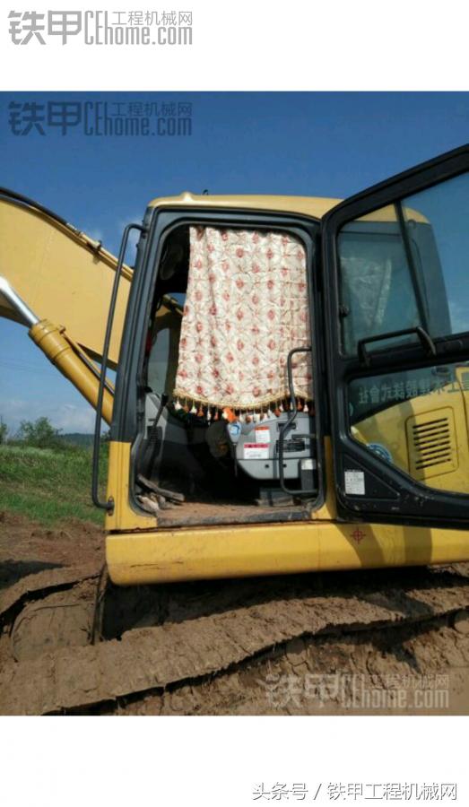 二手小松200-7装车视频,小松200-7老款新款