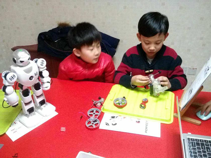 孩子得了焦虑症是怎么造成的,孩子有焦虑症最好的治愈方法