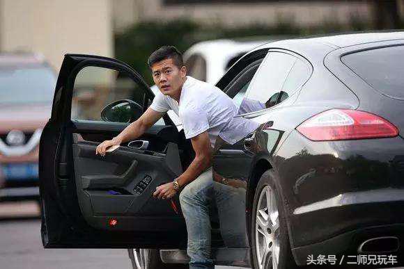 十大球星的座驾,十大足球明星的超级座驾