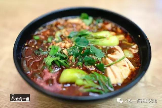 带大家尝尝正宗抚顺麻辣拌,正宗抚顺麻辣拌的菜品