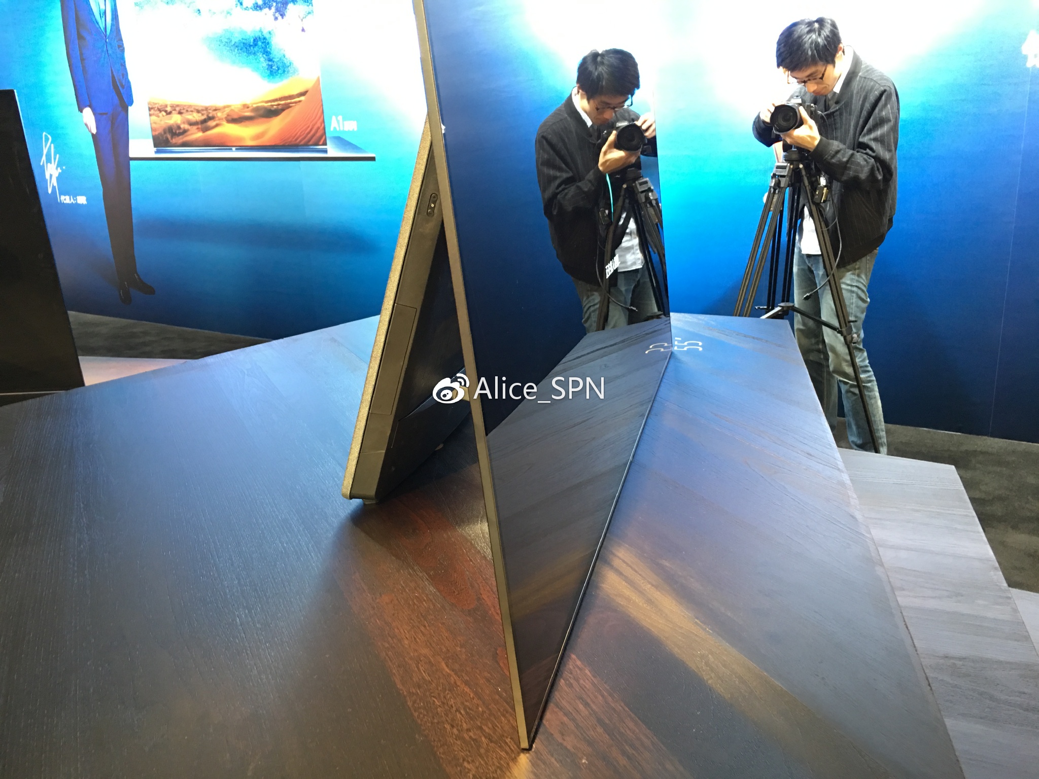 索尼alpha1ilce-1a1,索尼2019年上市oled77寸电视