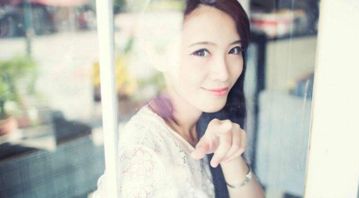 前妻借钱该不该借,前妻坚持向我借钱什么心态