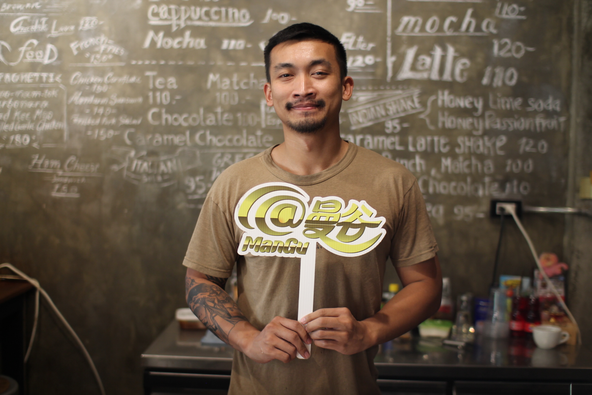 BlueDyeCafe——看似杂乱，自成一派