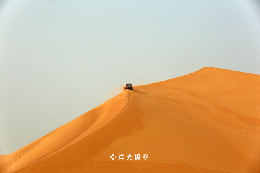 迪拜冲沙是玩什么,迪拜冲沙一点不刺激