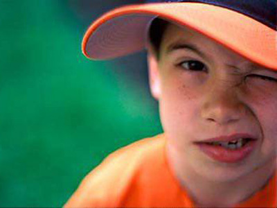 左眼皮跳灾右眼皮跳财的真正含义,左下眼皮跳财右眼跳灾的说法对吗