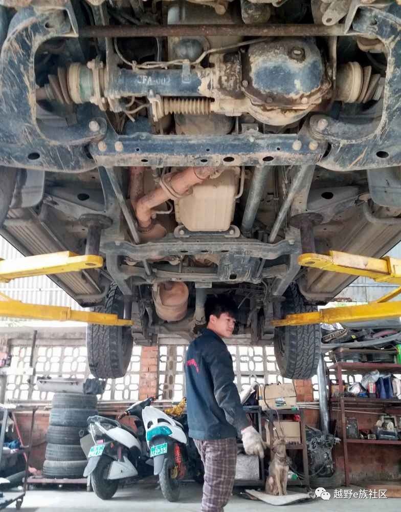 手油泵按压处渗油怎么修理,手油泵坏了怎么自救