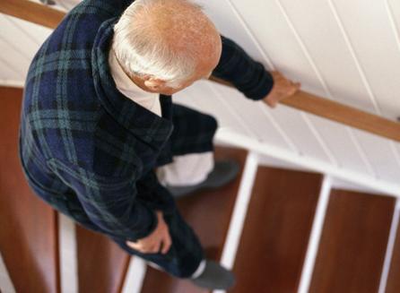 骨关节退变怎么治疗效果好,骨关节老化吃什么药