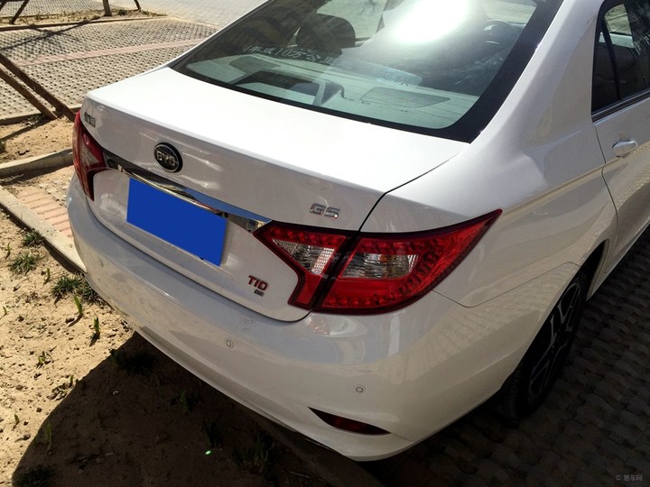 14万公里比亚迪g5,2万多比亚迪g5