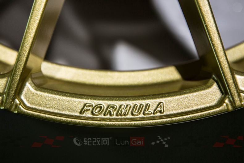 f1的设计,ozformulahlt轮毂怎么样