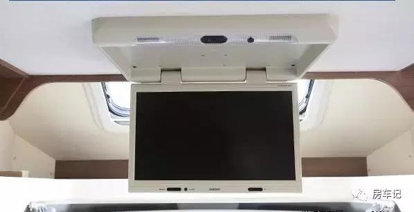 凯伦宾威大通c型房车评测,福特新世代凯伦宾威b型房车